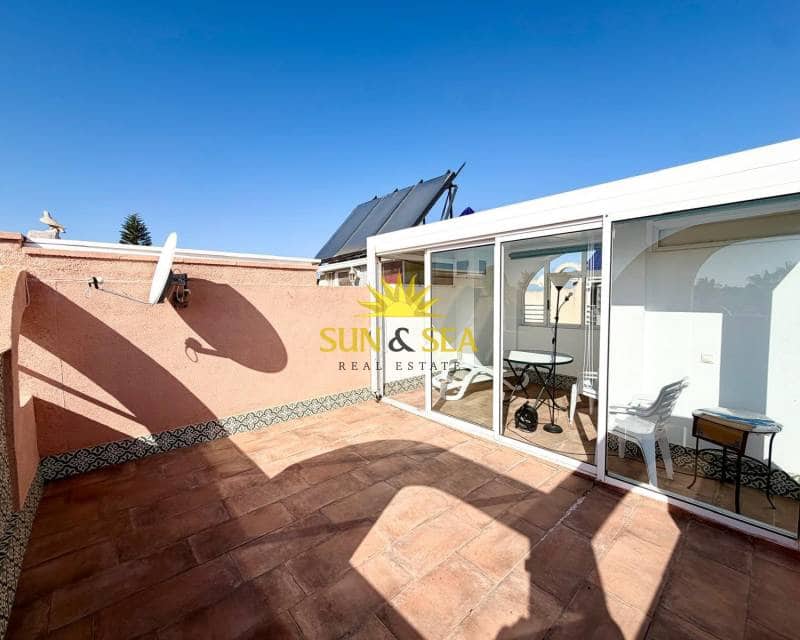 2 Zimmer Apartment zu verkaufen in Torrevieja mit Pool - 160.000 € (Ref: 9713520)