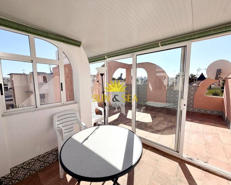 2 Zimmer Apartment zu verkaufen in Torrevieja mit Pool - 160.000 € (Ref: 9713520)