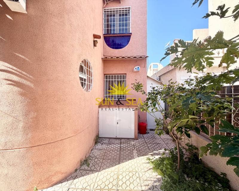 2 Zimmer Apartment zu verkaufen in Torrevieja mit Pool - 160.000 € (Ref: 9713520)