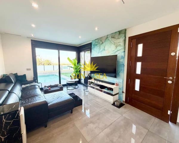 3 bedroom Villa for sale in Los Balcones - Los Altos, Torrevieja with pool garage - € 650,000 (Ref: 9715652)