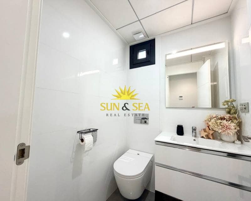 3 bedroom Villa for sale in Torrevieja with pool garage - € 650,000 (Ref: 9715652)