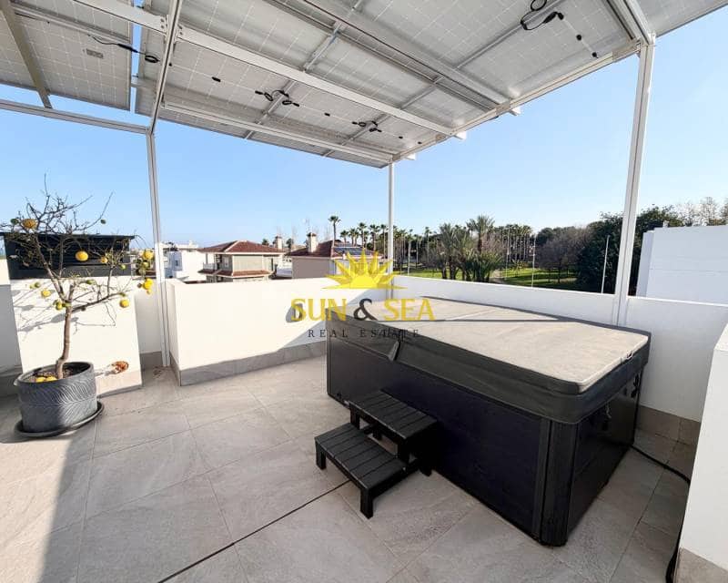 3 bedroom Villa for sale in Torrevieja with pool garage - € 650,000 (Ref: 9715652)