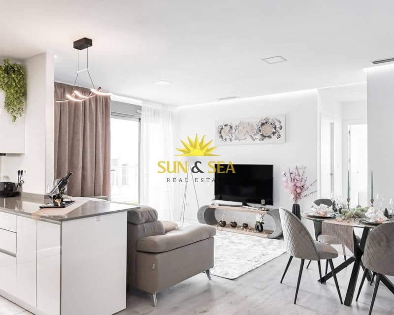 2 makuuhuone Kattohuoneisto myytävänä paikassa Villamartin mukana uima-altaan - 338 800 € (Ref: 9716676)