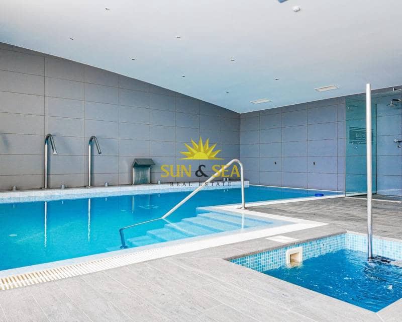 2 makuuhuone Kattohuoneisto myytävänä paikassa Villamartin mukana uima-altaan - 338 800 € (Ref: 9716676)