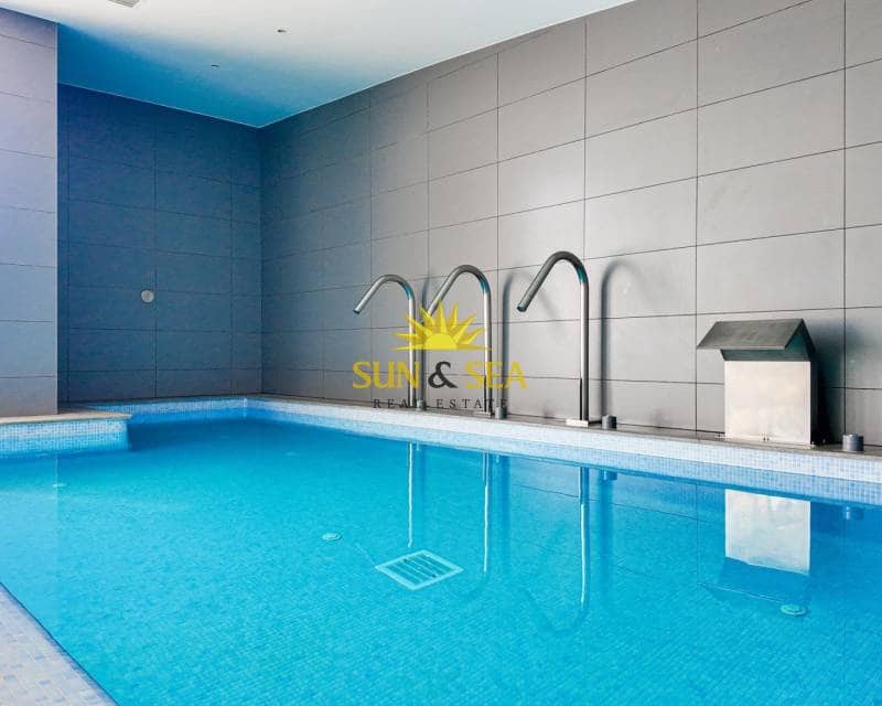 2 makuuhuone Kattohuoneisto myytävänä paikassa Villamartin mukana uima-altaan - 338 800 € (Ref: 9716676)