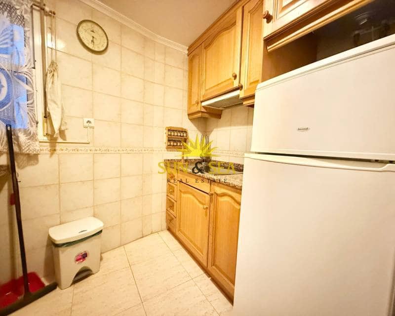 2 chambre Appartement à vendre à Torrevieja - 130 000 € (Ref: 9725140)