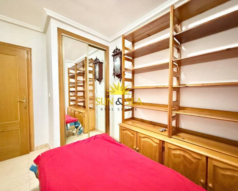 2 chambre Appartement à vendre à Torrevieja - 130 000 € (Ref: 9725140)