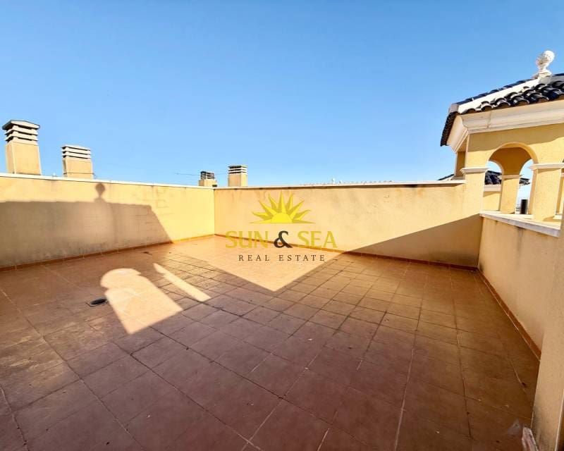 2 bedroom Apartment for rent in Algorfa - € 800 (Ref: 9736160)