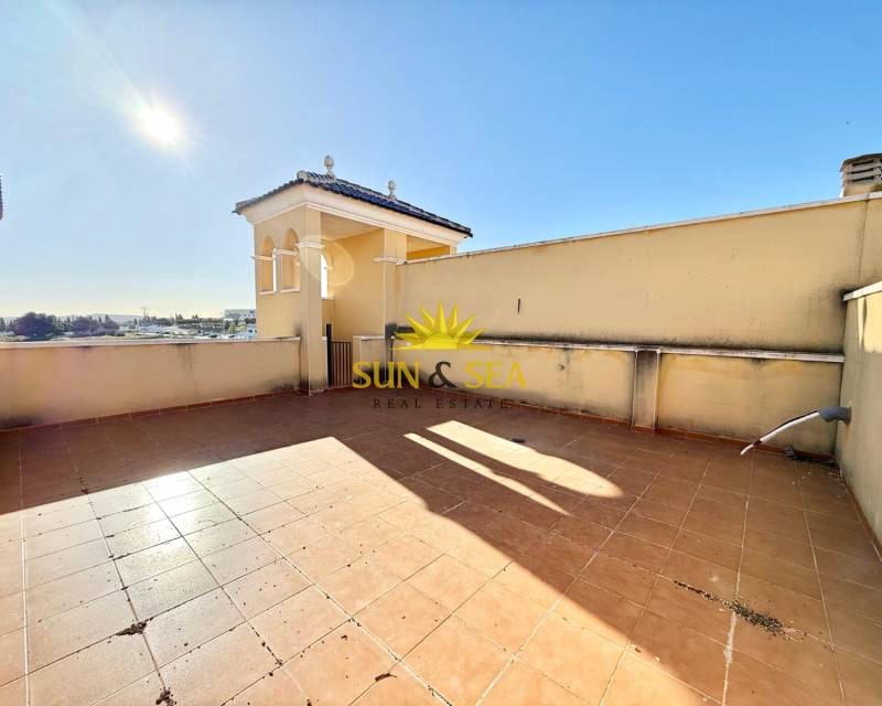 2 bedroom Apartment for rent in Algorfa - € 800 (Ref: 9736160)