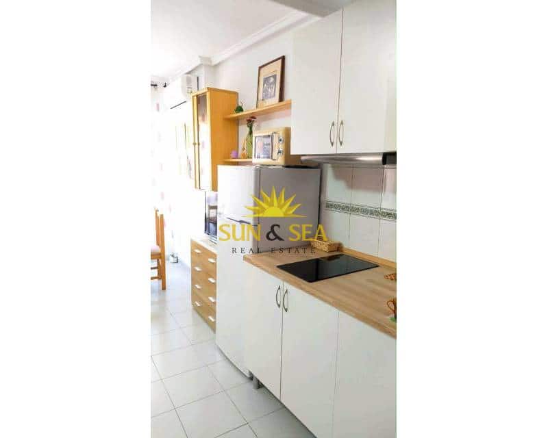 1 quarto Estúdio para arrendar em Torrevieja - 550 € (Ref: 9737700)