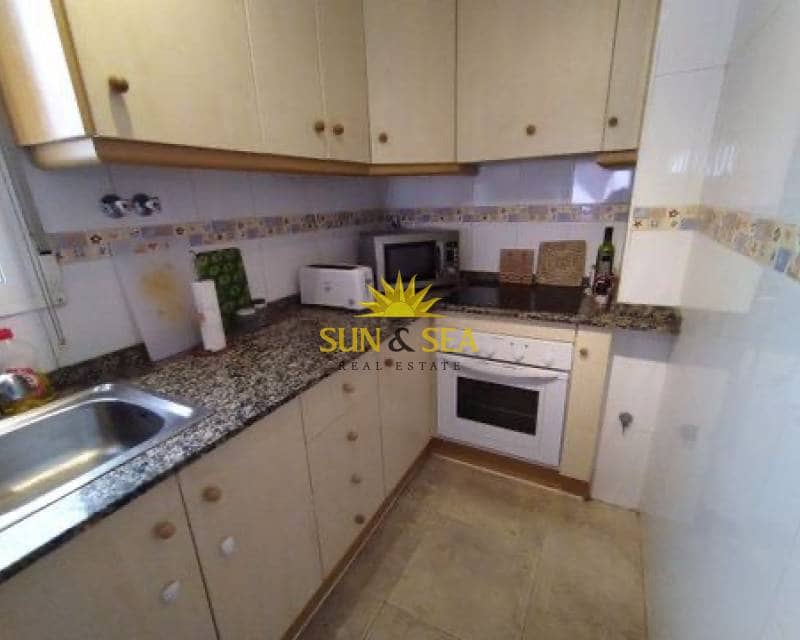 2 sovrum Lägenhet att hyra i Torrevieja - 750 € (Ref: 9747217)