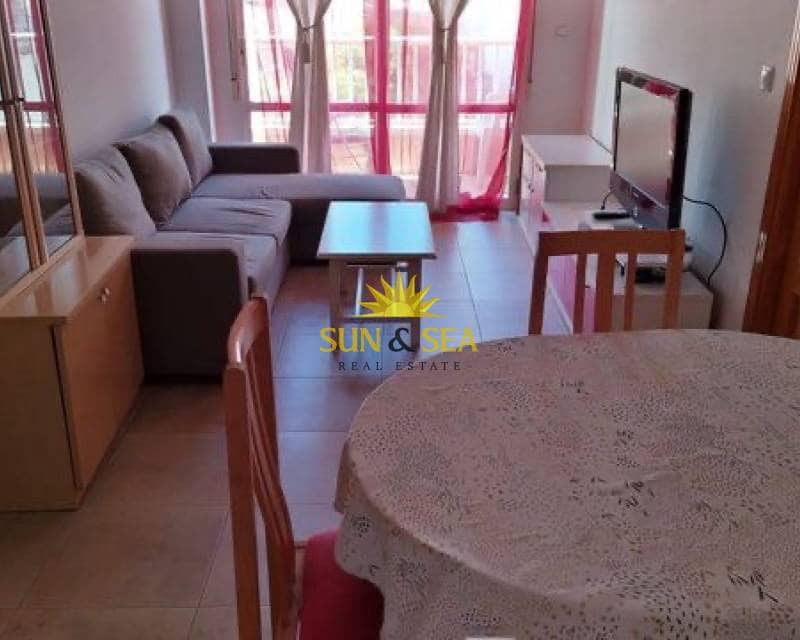 2 sovrum Lägenhet att hyra i Torrevieja - 750 € (Ref: 9747217)