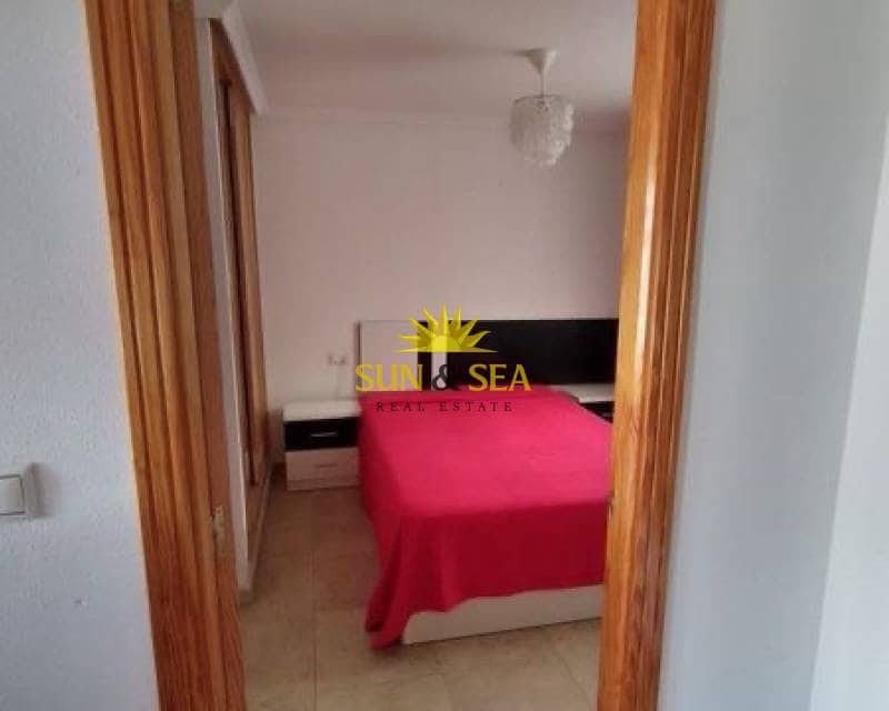 2 sovrum Lägenhet att hyra i Torrevieja - 750 € (Ref: 9747217)