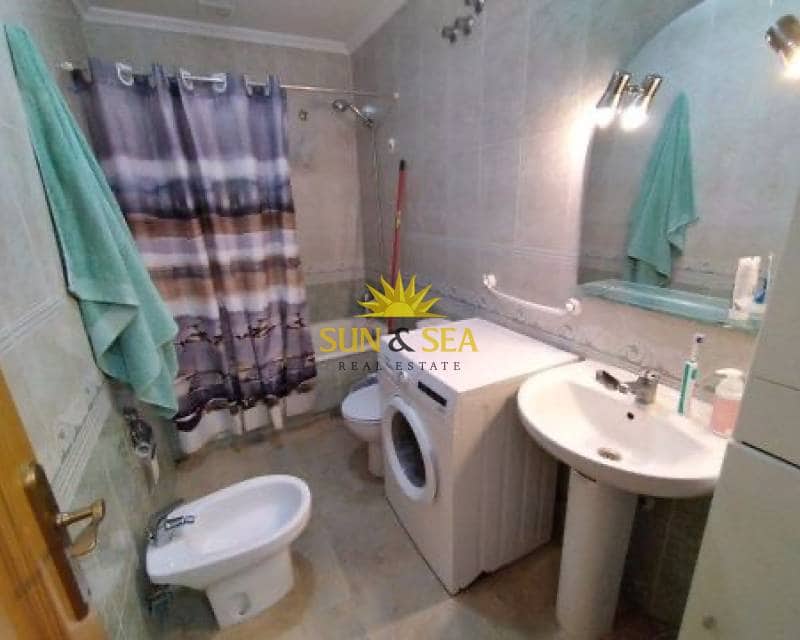 2 sovrum Lägenhet att hyra i Torrevieja - 750 € (Ref: 9747217)