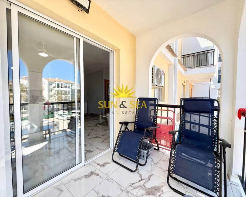 1 bedroom Apartment for rent in Torrevieja - € 1,300 (Ref: 9751093)