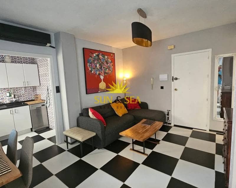 2 makuuhuone Huoneisto vuokrattavana paikassa Lo Pagan - 650 € (Ref: 9751449)