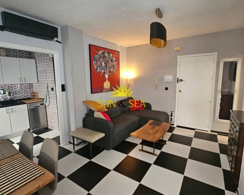 2 makuuhuone Huoneisto vuokrattavana paikassa Lo Pagan - 650 € (Ref: 9751449)