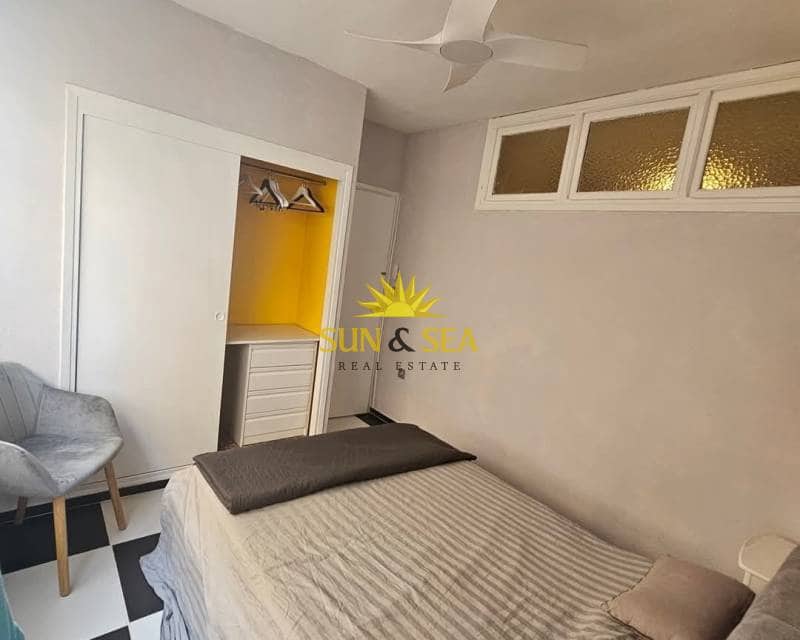 2 makuuhuone Huoneisto vuokrattavana paikassa Lo Pagan - 650 € (Ref: 9751449)