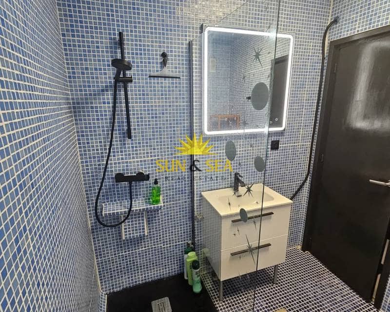 2 makuuhuone Huoneisto vuokrattavana paikassa Lo Pagan - 650 € (Ref: 9751449)