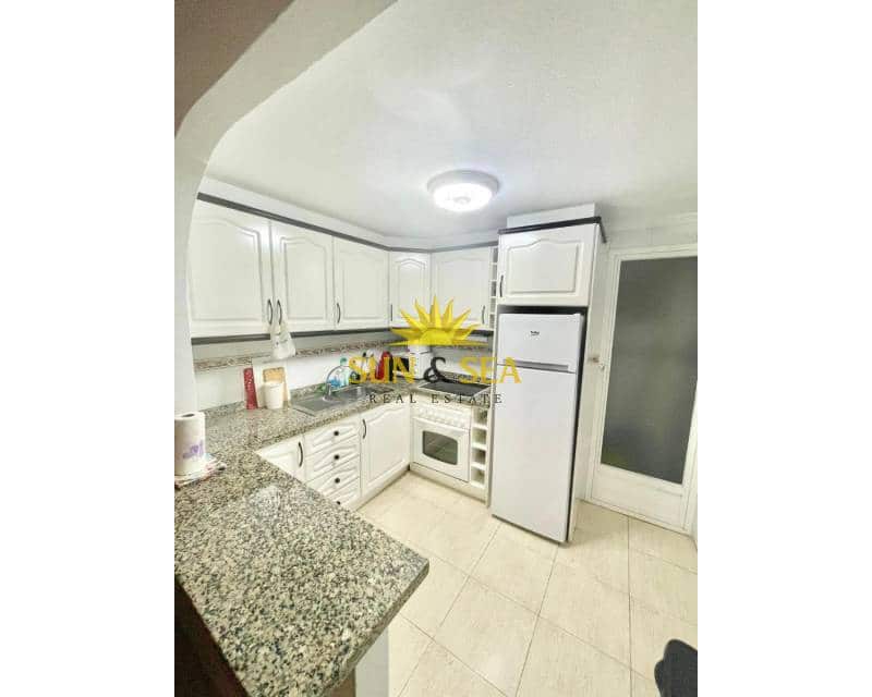 2 bedroom Apartment for rent in Guardamar del Segura with pool - € 800 (Ref: 9753753)