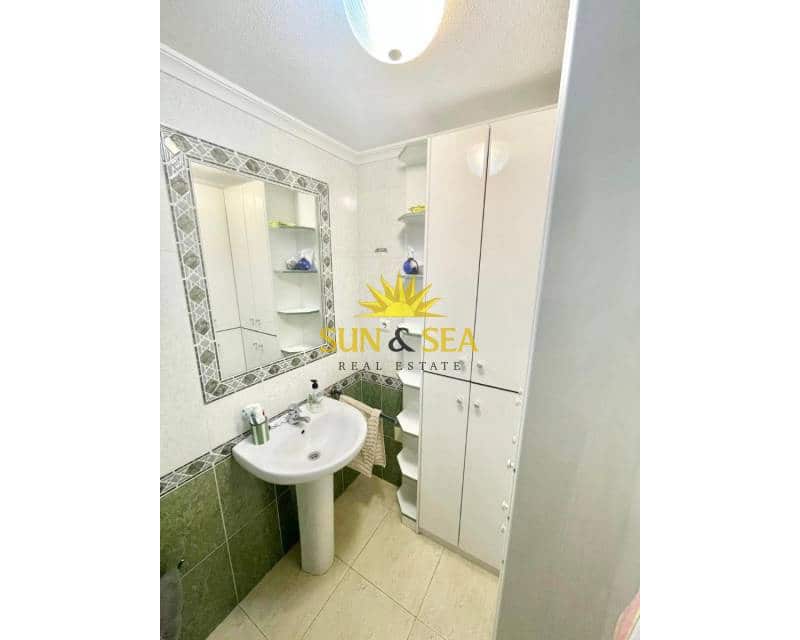 2 bedroom Apartment for rent in Guardamar del Segura with pool - € 800 (Ref: 9753753)