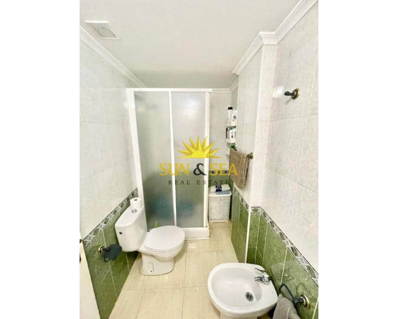 2 bedroom Apartment for rent in Guardamar del Segura with pool - € 800 (Ref: 9753753)