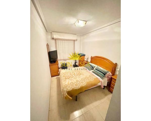 2 bedroom Apartment for rent in Zona Pueblo, Guardamar del Segura with pool - € 800 (Ref: 9753753)