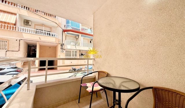 2 quarto Apartamento para arrendar em Zona Pueblo, Guardamar del Segura com piscina - 800 € (Ref: 9753753)
