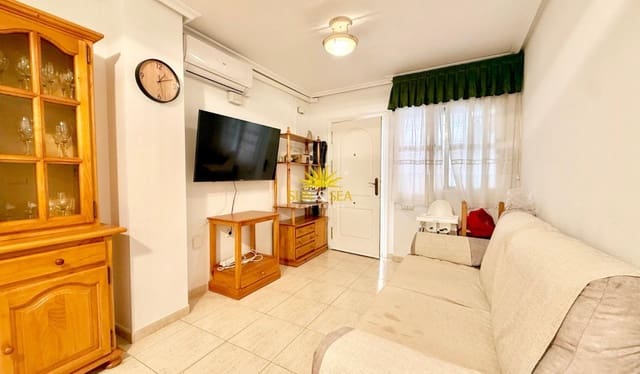 2 quarto Apartamento para arrendar em Zona Pueblo, Guardamar del Segura com piscina - 800 € (Ref: 9753753)