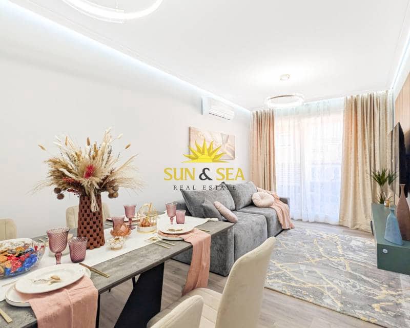 2 soverom Leilighet til salgs i Torrevieja - € 168 800 (Ref: 9757795)