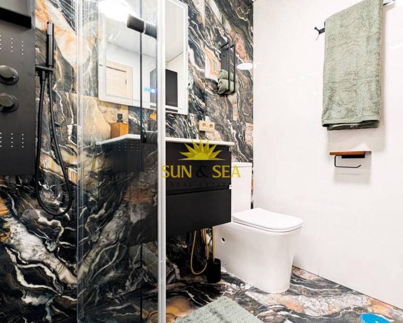 2 soverom Leilighet til salgs i Torrevieja - € 168 800 (Ref: 9757795)