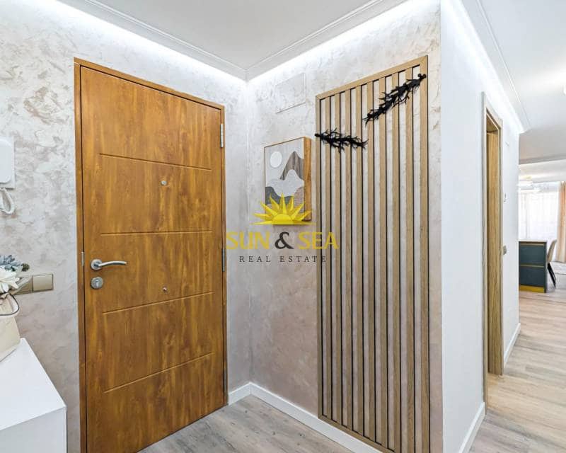 2 soverom Leilighet til salgs i Torrevieja - € 168 800 (Ref: 9757795)