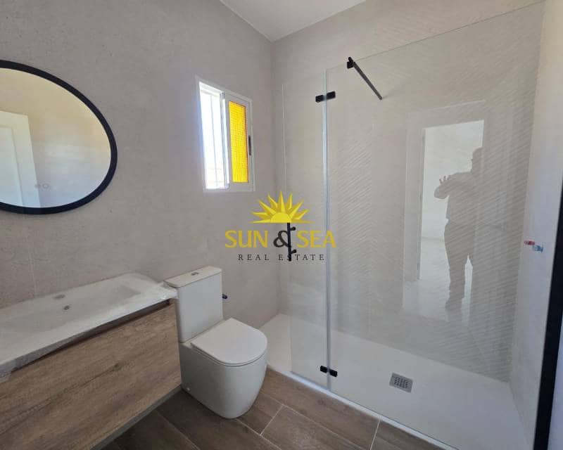 3 camera da letto Casa in vendita in Torrevieja con piscina - 194.900 € (Rif: 9758154)