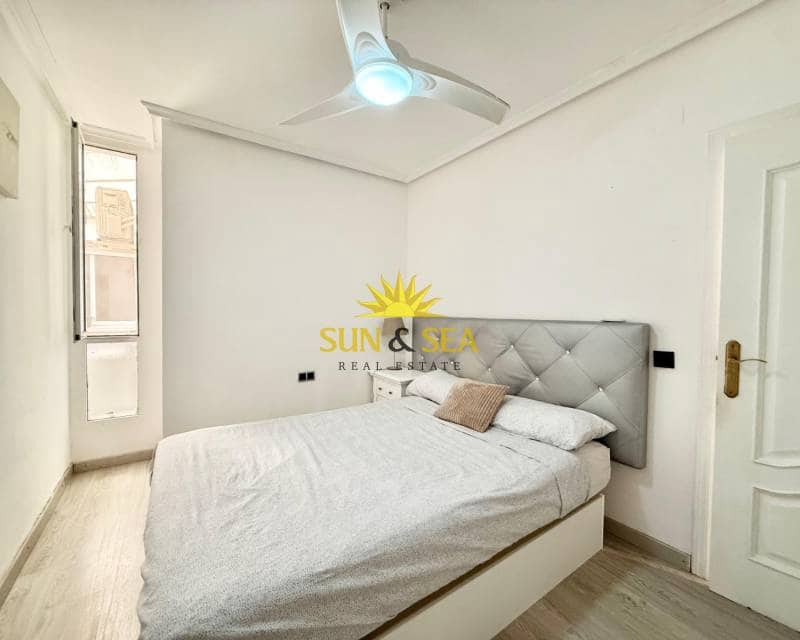 3 chambre Appartement à vendre à Torrevieja - 170 000 € (Ref: 9759423)