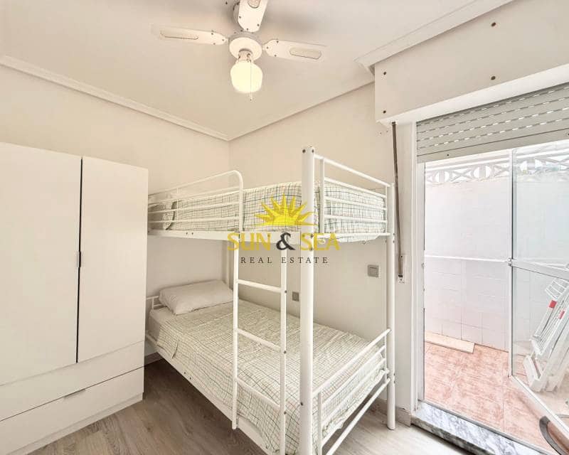 3 chambre Appartement à vendre à Torrevieja - 170 000 € (Ref: 9759423)