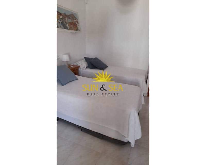 2 soverom Villa til leie i El Chaparral med svømmebasseng - € 1 400 (Ref: 9761570)