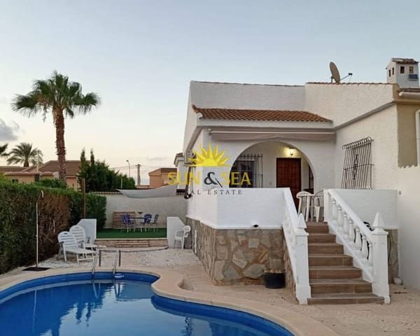 2 soverom Villa til leie i El Chaparral, Torrevieja med svømmebasseng - € 1 400 (Ref: 9761570)
