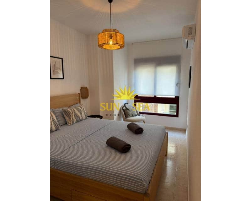 2 bedroom Apartment for rent in Torrevieja - € 950 (Ref: 9770893)