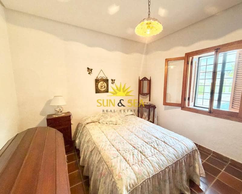 4 sovrum Finca/Hus på landet till salu i San Pedro del Pinatar med pool garage - 1 800 000 € (Ref: 9770986)