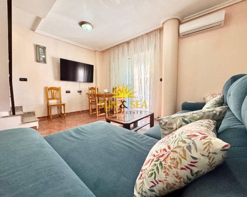 3 soveværelse Lejlighed til leje i Los Alcazares med garage - € 850 (Ref: 9772516)