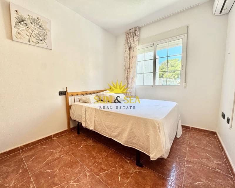 3 soveværelse Lejlighed til leje i Los Alcazares med garage - € 850 (Ref: 9772516)