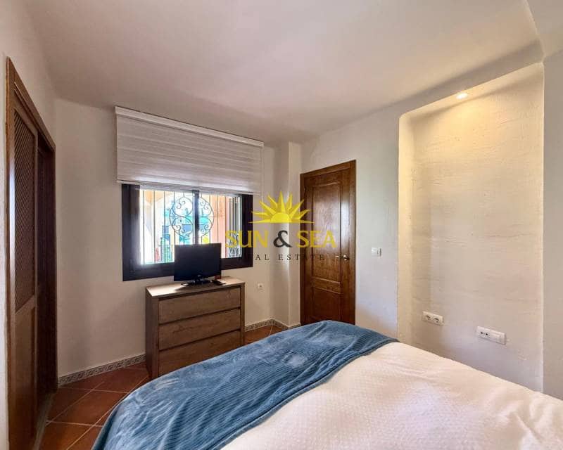 2 sypialnia Willa do wynajęcia w Orihuela Costa z basenem garażem - 1 000 € (Ref: 9778442)