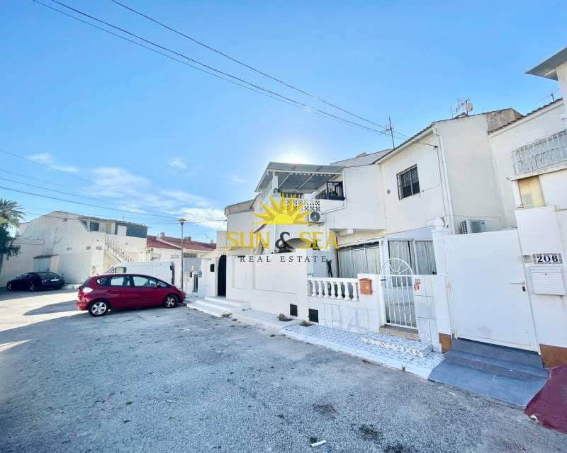 2 soveværelse Lejlighed til leje i Torrevieja med garage - € 800 (Ref: 9778443)