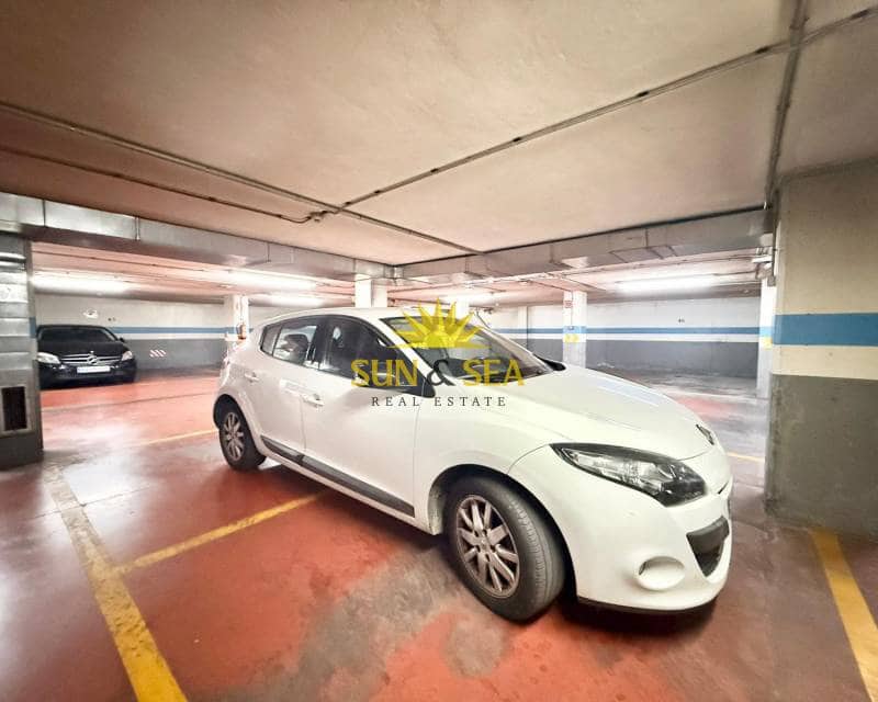 3 makuuhuone Huoneisto vuokrattavana paikassa Torrevieja mukana 
autotalli - 1 350 € (Ref: 9782141)