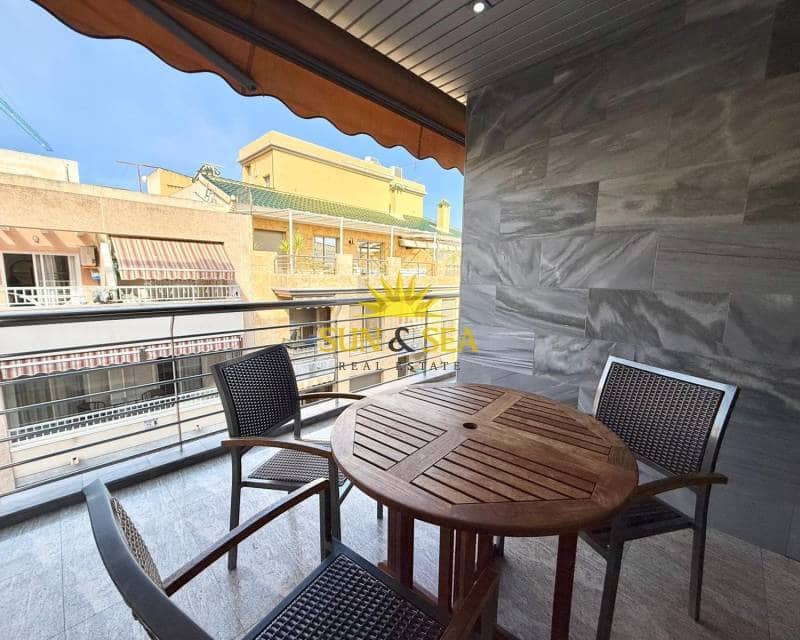 3 makuuhuone Huoneisto vuokrattavana paikassa Torrevieja mukana 
autotalli - 1 350 € (Ref: 9782141)