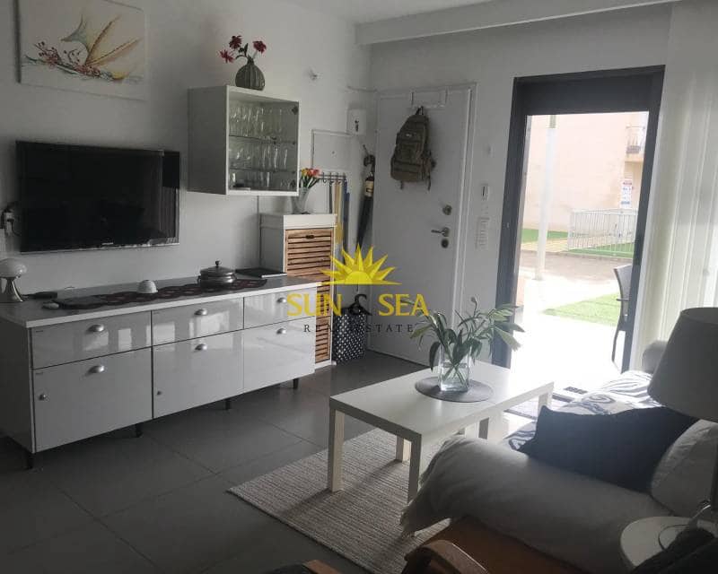 2 sovrum Lägenhet att hyra i Pilar de la Horadada med pool - 1 200 € (Ref: 9787731)