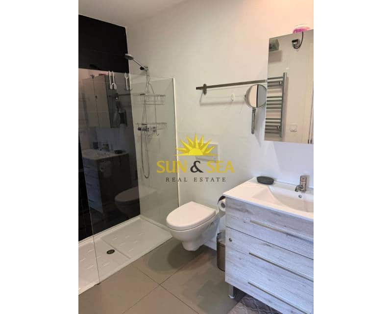 2 sovrum Lägenhet att hyra i Pilar de la Horadada med pool - 1 200 € (Ref: 9787731)