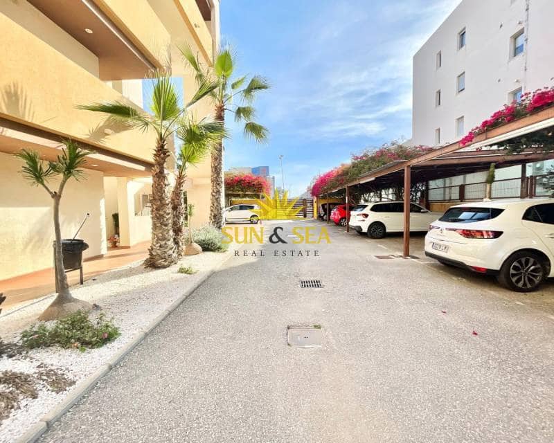 2 quarto Apartamento para arrendar em Orihuela Costa com piscina - 900 € (Ref: 9787953)