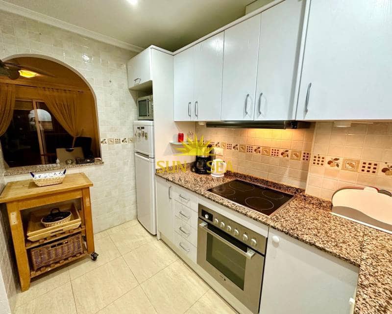 3 quarto Apartamento para arrendar em Daya Nueva com piscina - 950 € (Ref: 9787954)