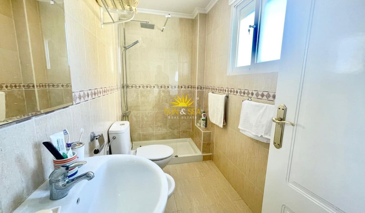 2 bedroom Apartment for rent in Daya Nueva with pool - € 900 (Ref: 9787954)